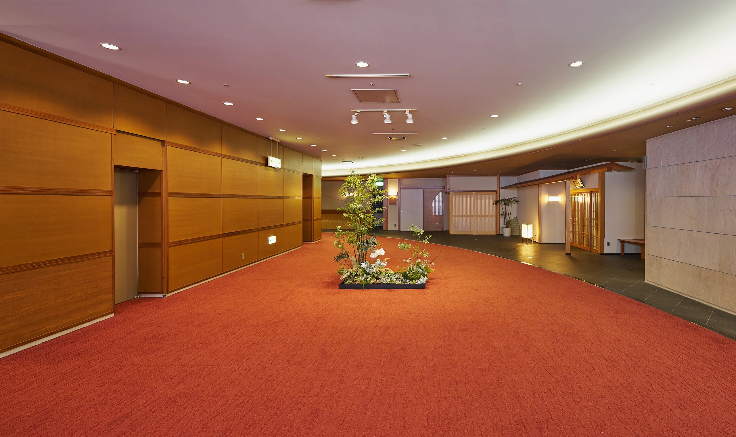 ホテル春日居 館内施設